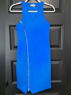 1 STATE Cobalt Blue V-Neck Sleeveless Midi Dress with Asymmetric Silver Zip